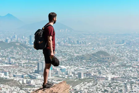 Une ville vue du ciel - un homme image libre de droit